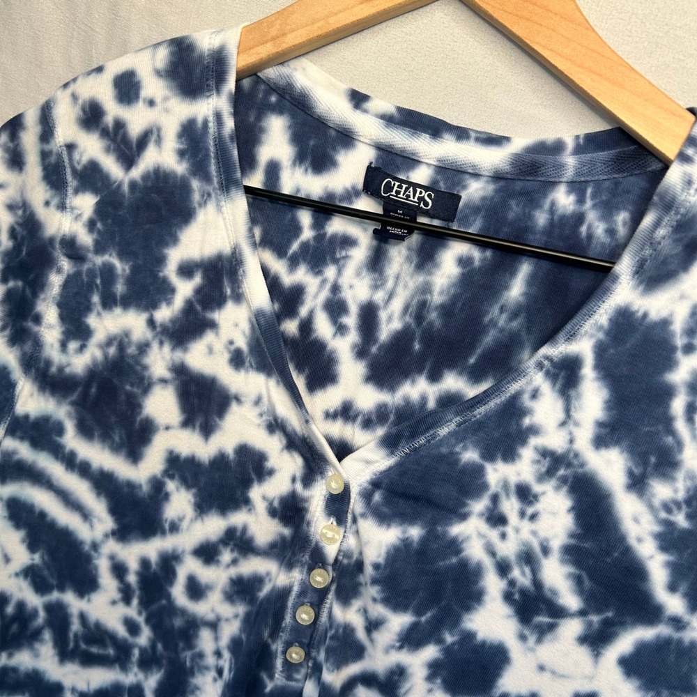 Chaps Henley Top Womens Medium Navy White Tie Dye Short Sleeve Cotton V-Neck